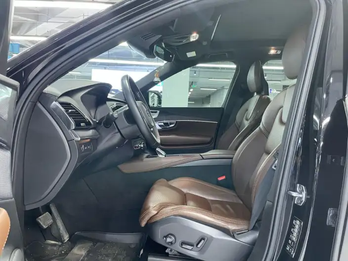 Volvo XC90 PHEV 2021 Model E Drive Hybrid T8 Smart Prestige Deluxe Edition 7 seat – фото 10