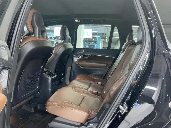 Volvo XC90 PHEV 2021 Model E Drive Hybrid T8 Smart Prestige Deluxe Edition 7 seat – фото 11