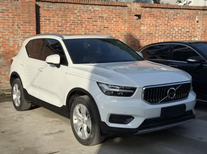 Volvo XC40 2020 Model T3 2WD Zhixing Fashion Edition – фото 3