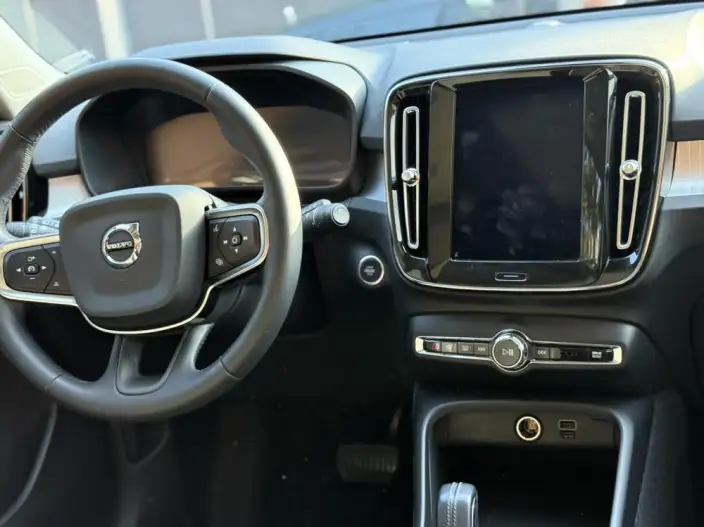 Volvo XC40 2020 Model T3 2WD Zhixing Fashion Edition – фото 4