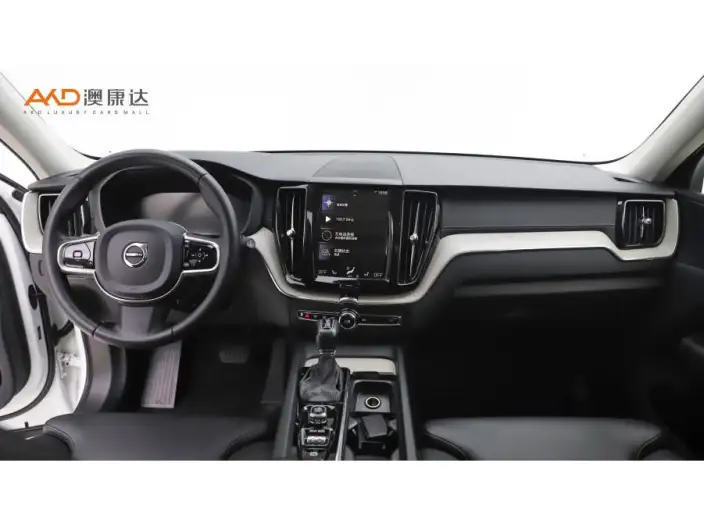 Volvo XC60 2020 Model T5 4WD Smart Range Deluxe Edition – фото 7