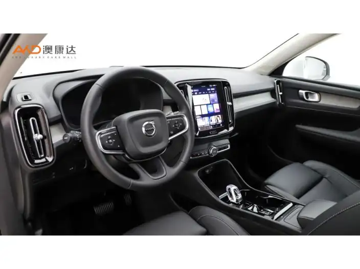 Volvo XC40 2023 Model B4 4WD Smart Range Deluxe Edition – фото 7