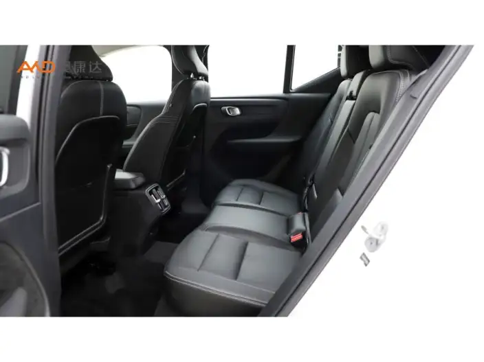 Volvo XC40 2023 Model B4 4WD Smart Range Deluxe Edition – фото 8