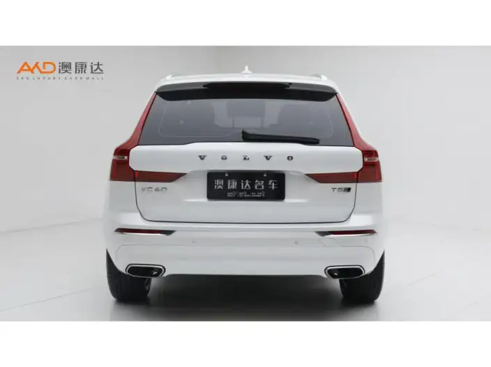 Volvo XC60 2020 Model T5 4WD Smart Range Deluxe Edition – фото 3