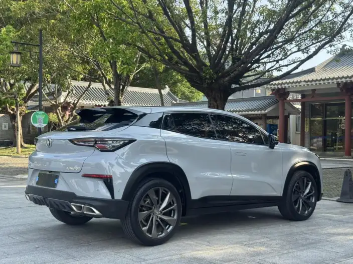 Changan UNI-T 2020 Model 1.5T Flagship Model – фото 7
