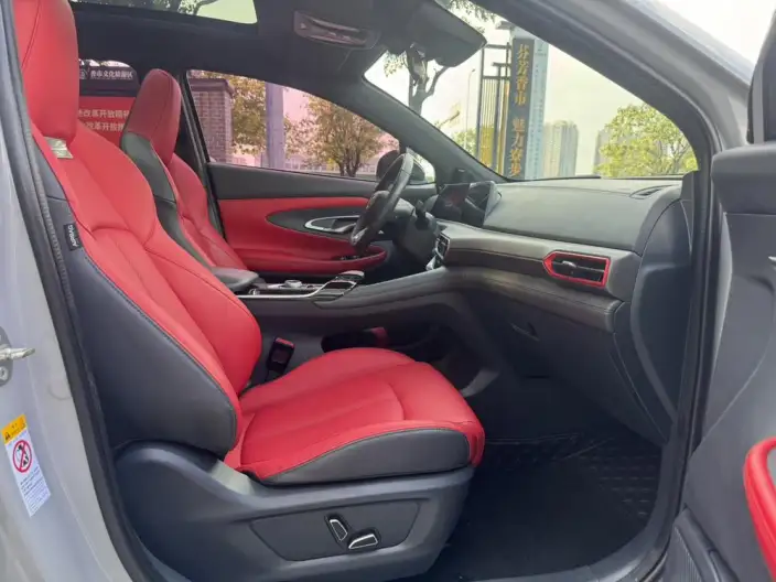 Changan UNI-T 2020 Model 1.5T Flagship Model – фото 18