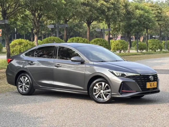 Changan Eado 2022 Model PLUS Blue whale NE 1.4T GDI DCT Noble Model – фото 3