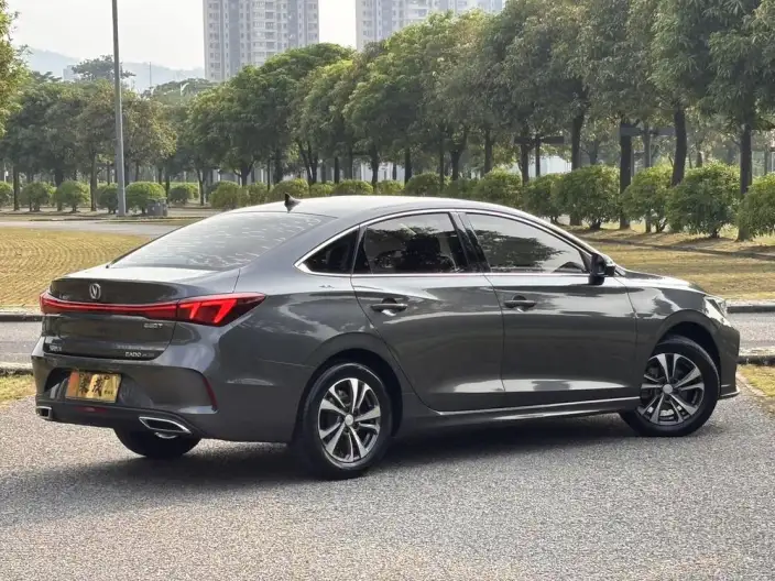 Changan Eado 2022 Model PLUS Blue whale NE 1.4T GDI DCT Noble Model – фото 7