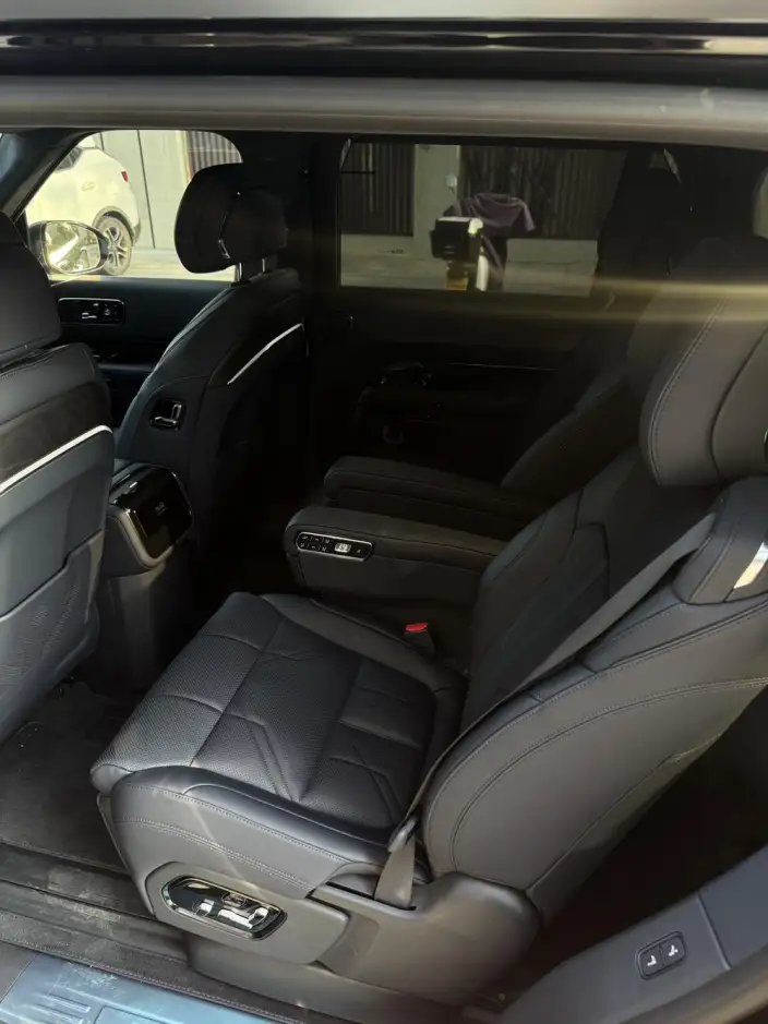 ZEEKR 9X 2025 Model Ultra Edition 55kWh VI seat – фото 12