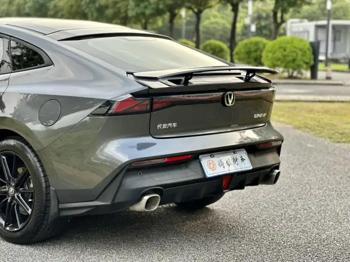 Changan UNI-V 2022 Model 1.5T Noble Model – фото 9