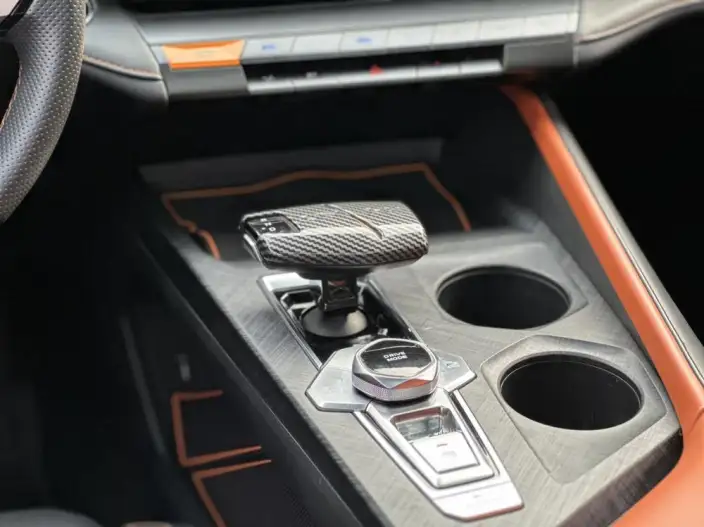 Changan UNI-V 2022 Model 1.5T Noble Model – фото 15