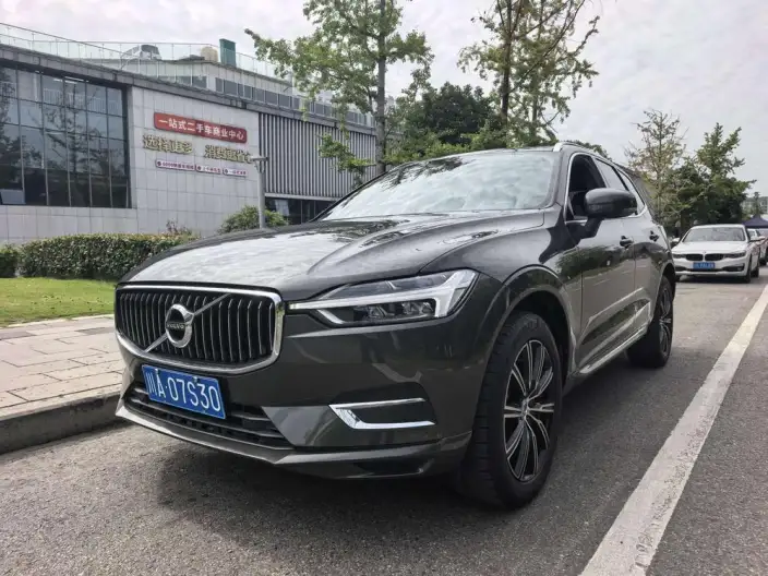 Volvo XC60 2020 Model T5 4WD Smart Range Sports Edition – фото 1