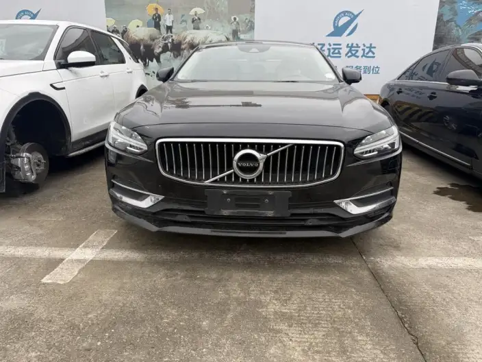 Volvo S90 2020 Model T5 Smart Range Deluxe Edition – фото 2