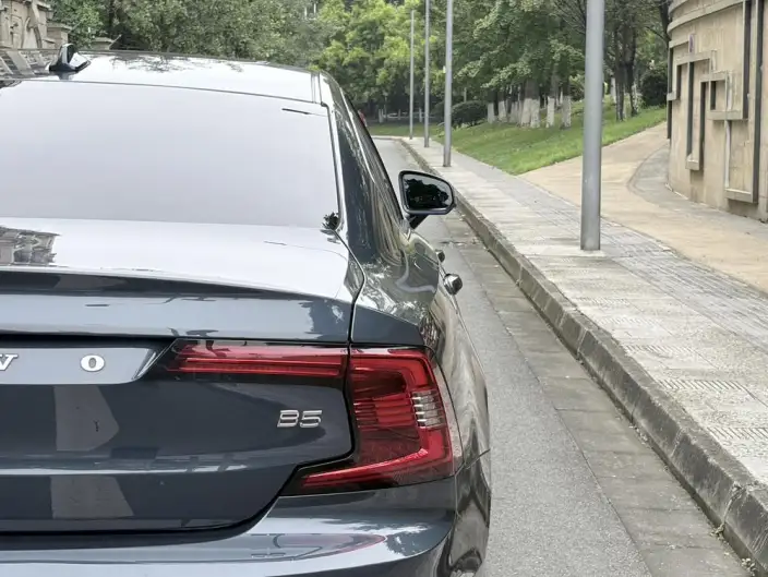 Volvo S90 2023 Model B5 Smart Range Deluxe Edition – фото 9