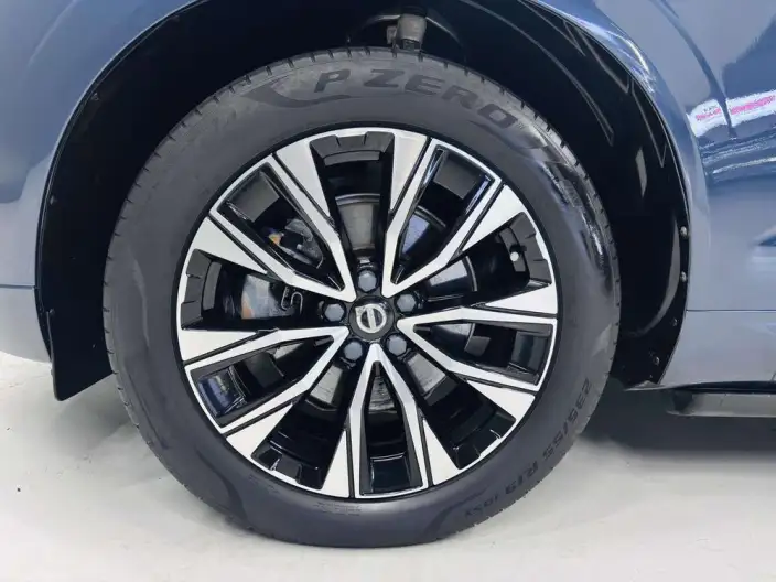 Volvo XC60 2023 Model B5 4WD Smart Range Deluxe Edition – фото 11
