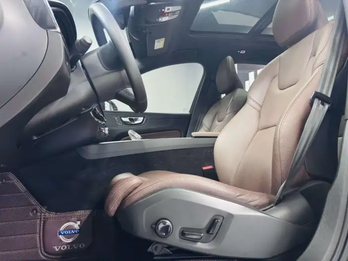 Volvo XC60 2023 Model B5 4WD Smart Range Deluxe Edition – фото 18