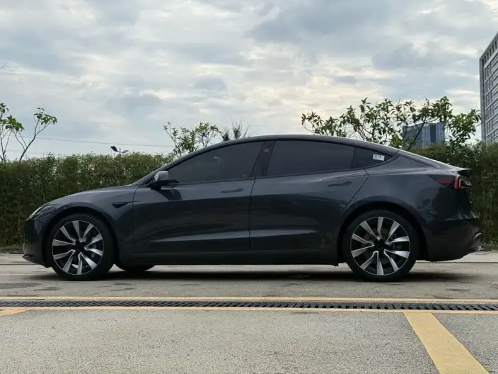 Model 3 2025 Model Rear-wheel drive version – фото 4