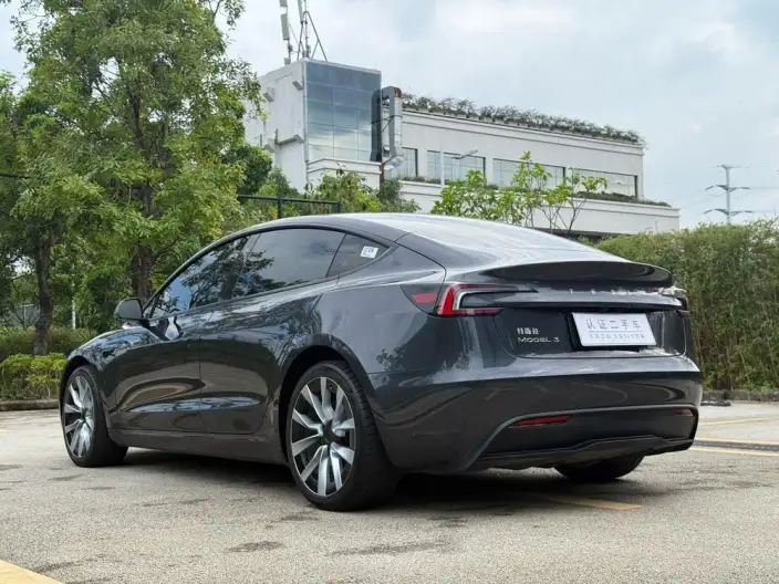 Model 3 2025 Model Rear-wheel drive version – фото 5