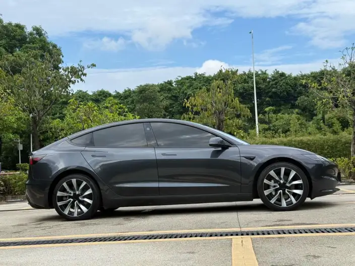Model 3 2025 Model Rear-wheel drive version – фото 8