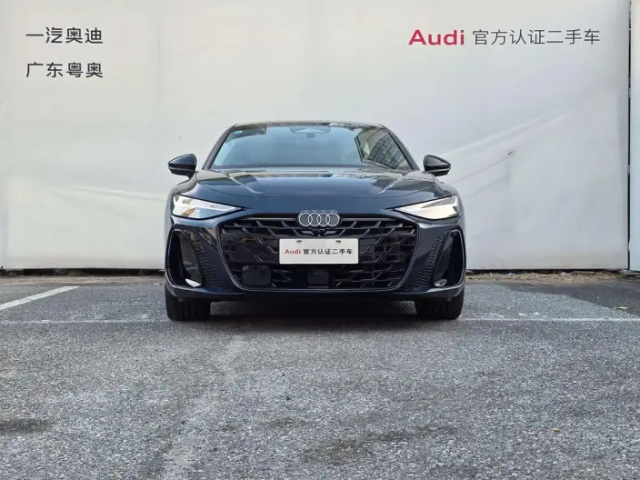 Audi A6L 2026 Model 2.0T quattro Exclusive Model