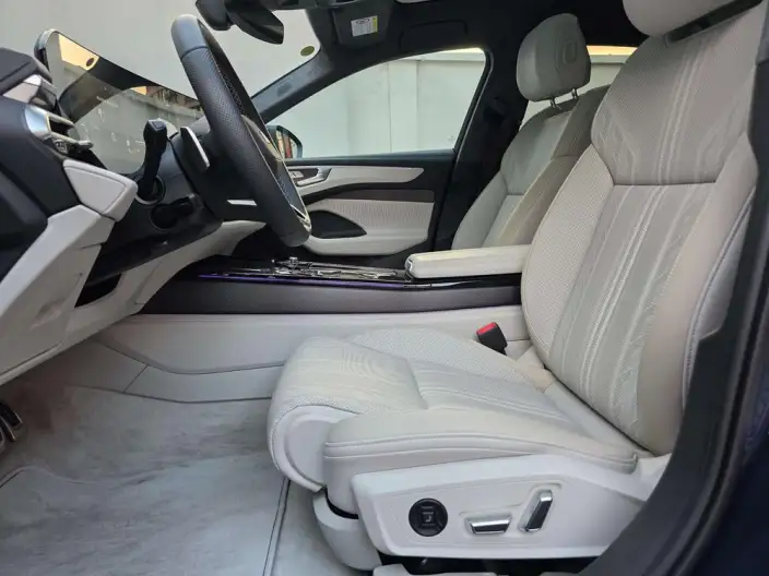 Audi A6L 2026 Model 2.0T quattro Exclusive Model – фото 12