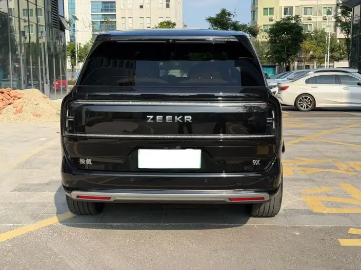 ZEEKR 9X 2025 Model Ultra Edition 70kWh VI seat – фото 5