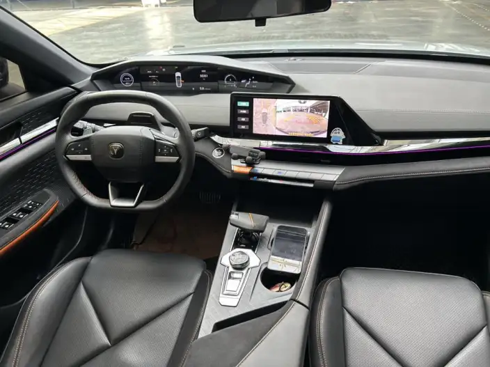Changan UNI-V 2022 Model 1.5T Sports Edition – фото 9
