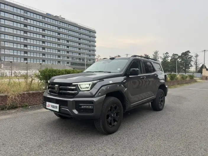 Tank 400 Hi4-T 2026 Model 2.0T Smart Edition – фото 1