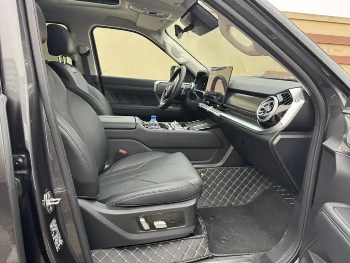 Tank 400 Hi4-T 2026 Model 2.0T Smart Edition – фото 30