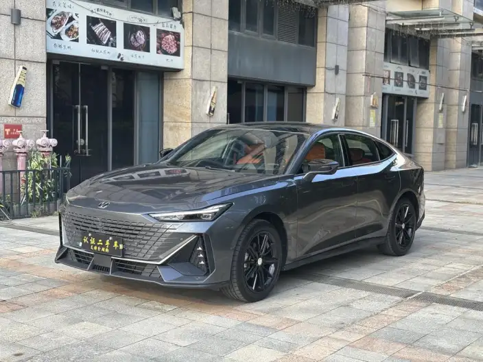 Changan UNI-V 2023 Model 1.5T Exclusive Model – фото 10