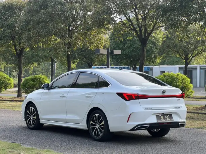Changan Eado 2022 Model PLUS Blue whale NE 1.4T GDI DCT Flagship Model – фото 4