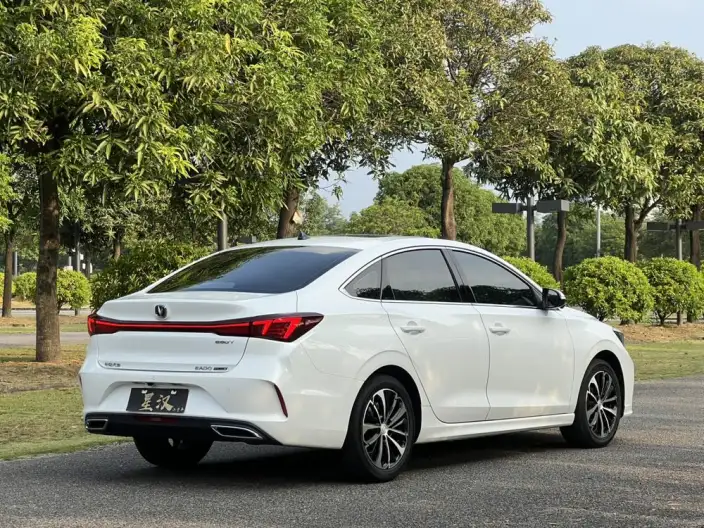 Changan Eado 2022 Model PLUS Blue whale NE 1.4T GDI DCT Flagship Model – фото 6