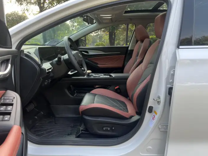 Changan Eado 2022 Model PLUS Blue whale NE 1.4T GDI DCT Flagship Model – фото 18