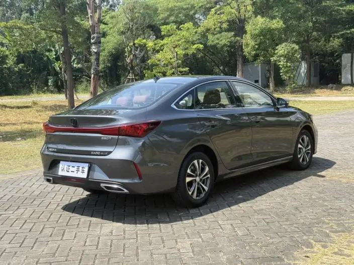 Changan Eado 2023 Model PLUS Changxiang Edition Blue whale NE 1.4T GDI DCT Noble Model – фото 7