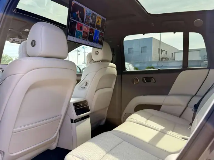 Li Auto i6 2025 Model 4WD Standard Edition – фото 11