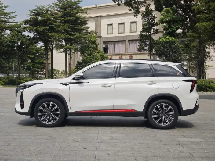 Changan CS75 PLUS 2022 Model Second generation 1.5T Automatic Luxury Model – фото 4