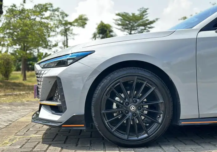 Changan UNI-V 2023 Model 1.5T Sports Edition – фото 13