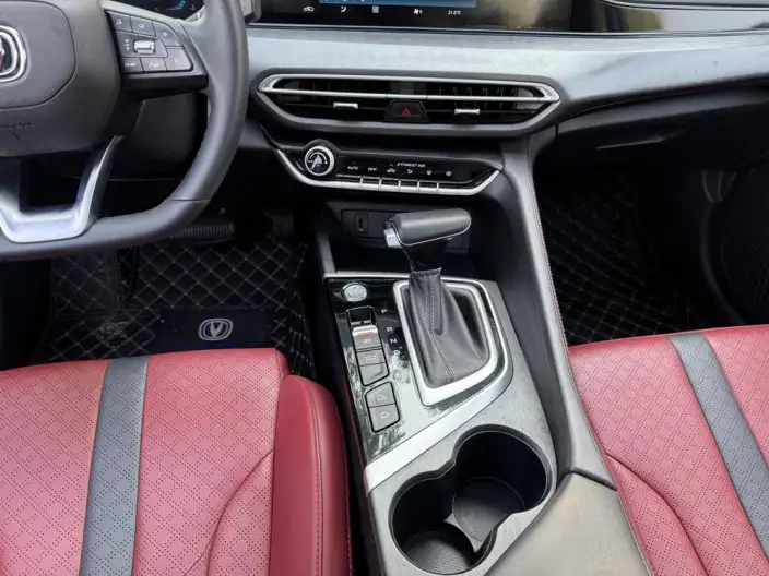 Changan Eado 2021 Model PLUS Blue whale NE 1.4T GDI DCT Noble Model – фото 7