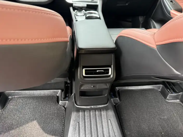 Changan Eado 2023 Model PLUS Changxiang Edition Blue whale NE 1.4T GDI DCT Noble Model – фото 12