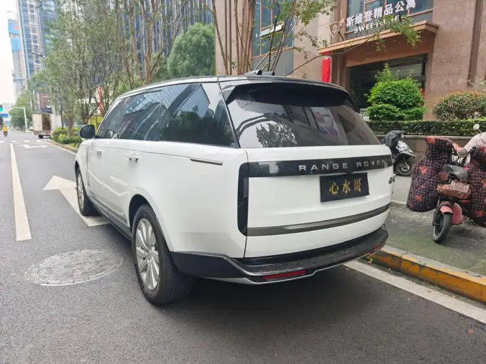 Range Rover 2025 Model 3.0 L6 400PS Shengshi Extended Edition – фото 4
