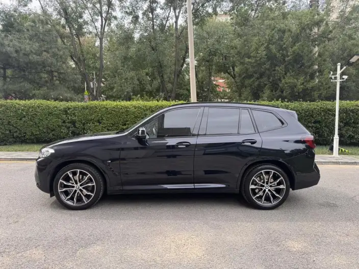 BMW X3 2023 Model xDrive30i Leading Model M Night Set – фото 3