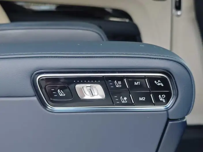 ZEEKR 9X 2025 Model Hyper Edition 70kWh VI seat – фото 4