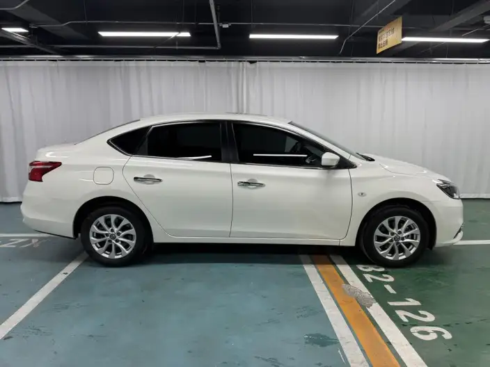 Nissan Sylphy 2022 Model Classic 1.6 XL CVT Deluxe Edition – фото 8