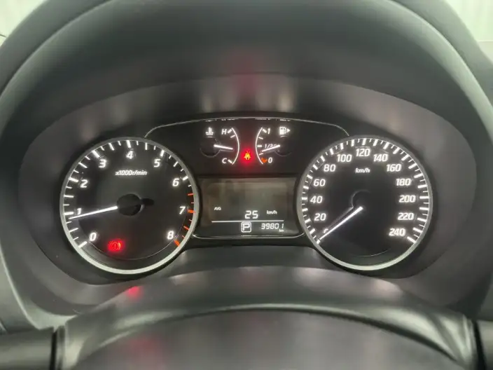 Nissan Sylphy 2022 Model Classic 1.6 XL CVT Deluxe Edition – фото 15
