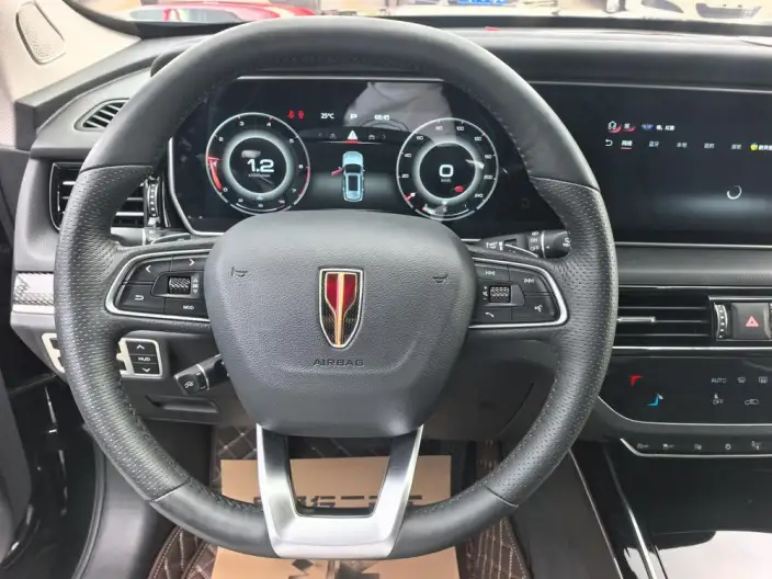 Hongqi HS5 2022 Model 2.0T Flag Lead 4WD Edition – фото 12