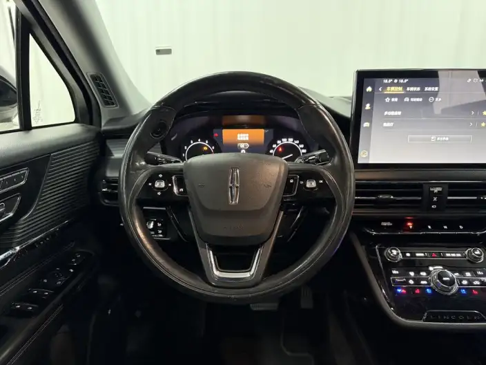 Lincoln Corsair 2020 Model 2.0T 2WD Exclusive Edition – фото 16