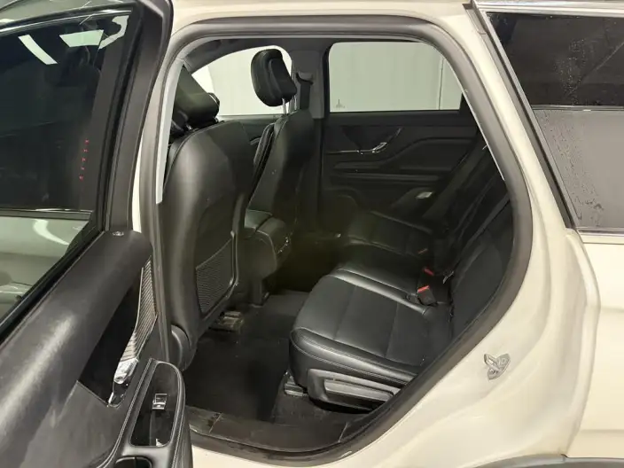 Lincoln Corsair 2020 Model 2.0T 2WD Exclusive Edition – фото 18