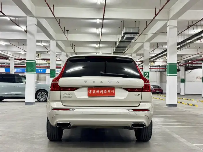 Volvo XC60 2020 Model T5 4WD Smart Range Deluxe Edition – фото 5