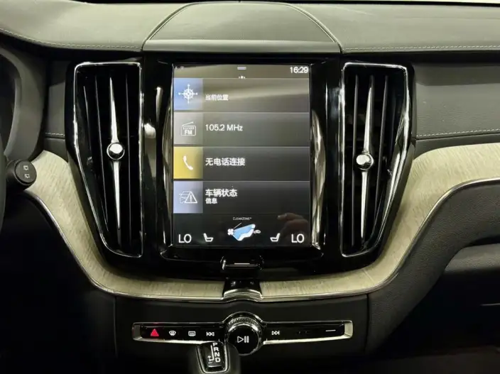 Volvo XC60 2020 Model T5 4WD Smart Range Deluxe Edition – фото 15