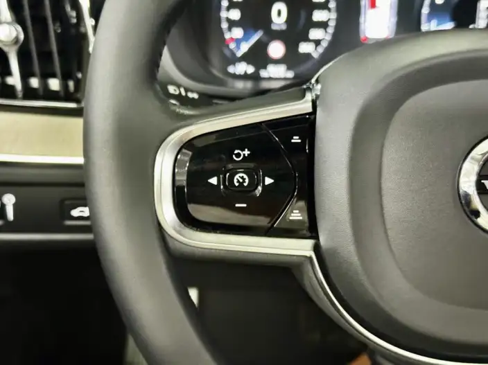 Volvo XC60 2020 Model T5 4WD Smart Range Deluxe Edition – фото 19